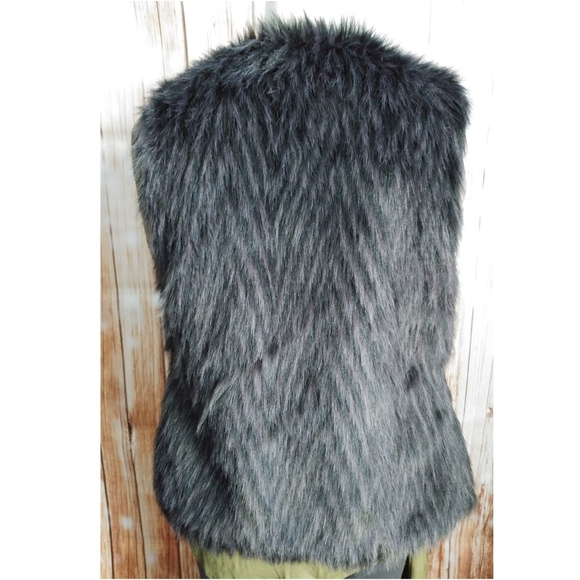 Say What ? Blue/Grey Combo Allover Faux Fur Vest - Picture 5 of 8